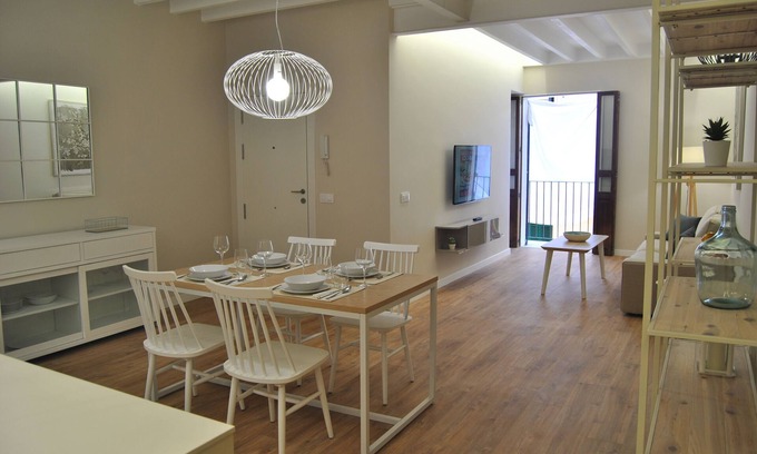 La Missio Apartamento | Cream Homes La Rambla, Alojamiento TURISMO DE INTERIOR