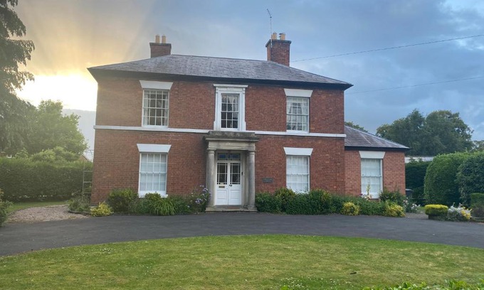 Wem Casa | Creamore Grove Wem Shrewsbury