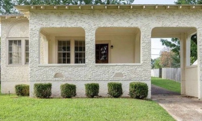 North Florence Casa | Creative Oasis in the Shoals