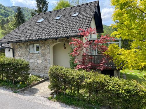 Polje Casa | Creek House Bohinj