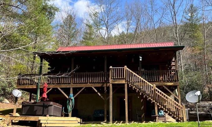 Robbinsville Cabina | Robbinsville / Nantahala- Bear Paw Lodge-dragón-318 Curvas