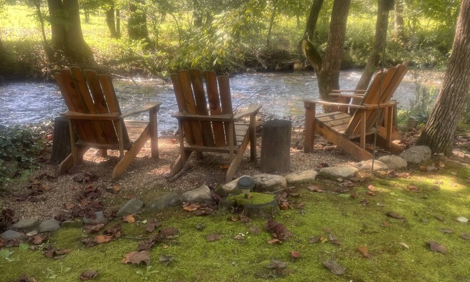 Hayesville Casa | Creek side home, steps from the creek. Pet friendly