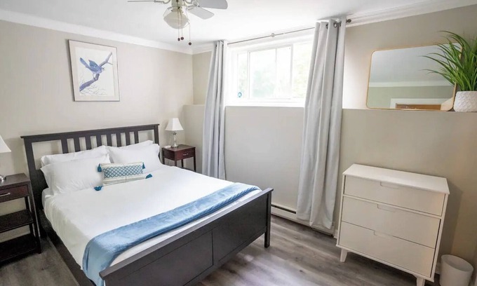 Thunder Bay Casa | Creekside 2BR Bsmnt Suite w/ 3 Queen Beds, close to hiking trails