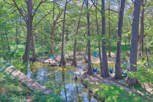 Wimberley Casa | Creekside Cabins - Creekside Cottage