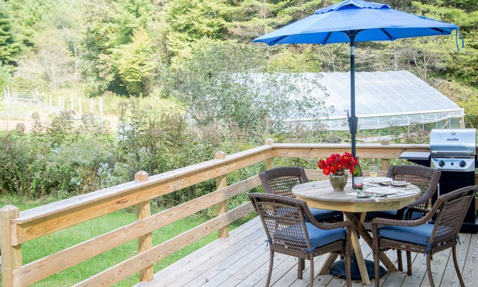 Dugspur Cabaña | Creekside Cottage cerca de Blue Ridge Parkway, Crooked Road Music Trail y Floyd Fest
