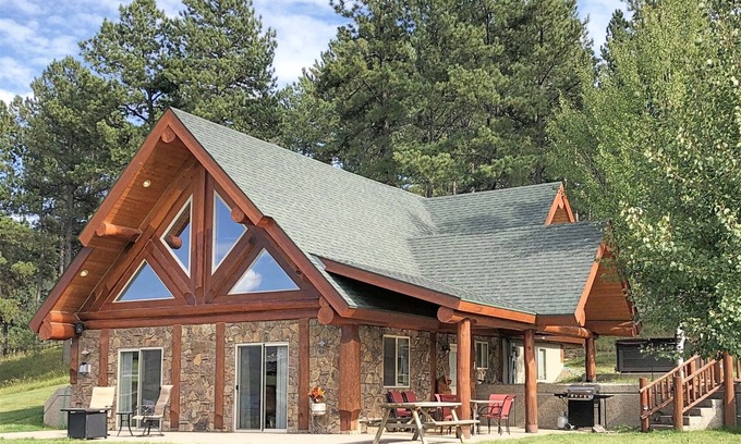 Hill City Casa | * NUEVO EN VRBO Creekside Gem