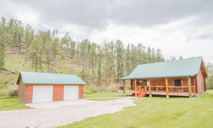 Hill City Cabina | Creekside 3 Dormitorio Log Cabin