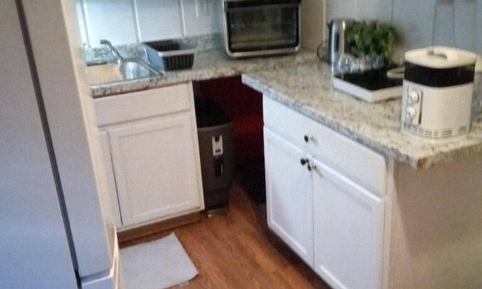 Patton Cama Y Desayuno | Enchanting little 2 story home away from home enjoy the peace and serenity