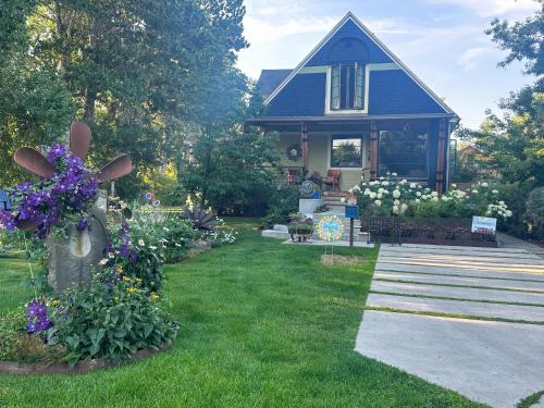 Bozeman Casa | Creekside Setting Right Near Downtown And Bogert Park
