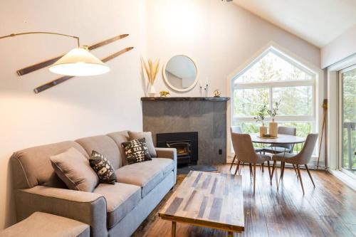 Whistler Creekside Apartamento | Creekside1BR, Near Valley Trail, Patio, BBQ, Free Prkng