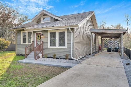 Destrehan Casa | Creigh Cottage