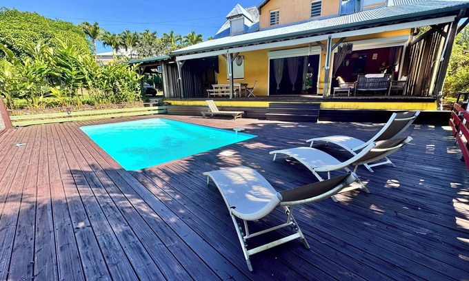 Petit-Bourg Villa | Creole villa with swimming pool