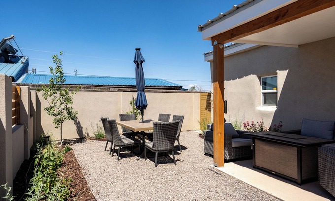 Santa Fe Casa | Crescent Moon Casita