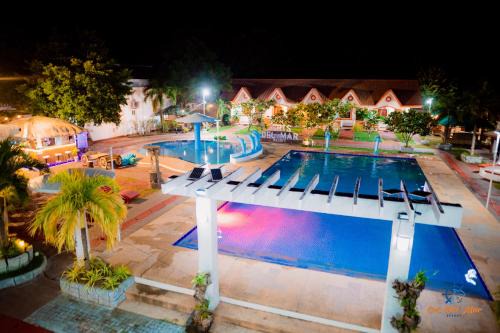 Bolinao Complejo | Cris Del Mar Resort