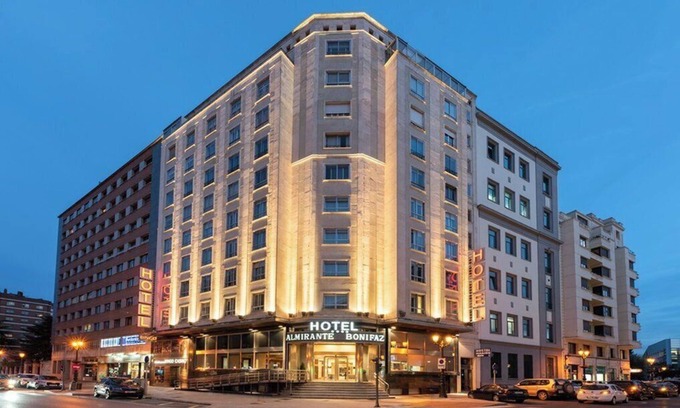 Burgos Hotel | Crisol Almirante Bonifaz