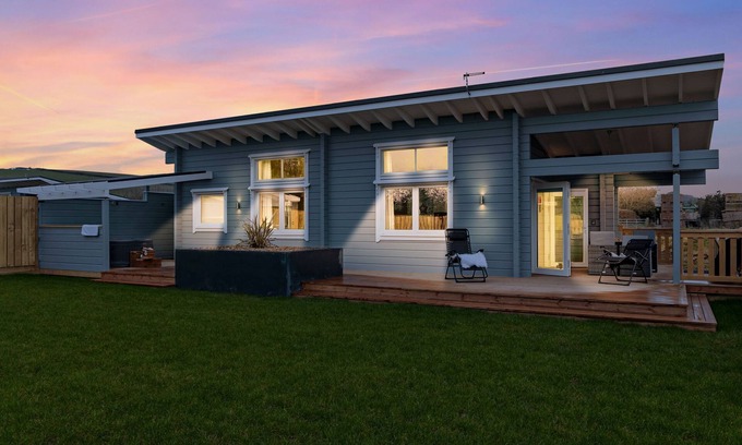 Braunton Casa | Croftner, Great Field Lodges - a lodge that sleeps 2 guests in 1 bedroom