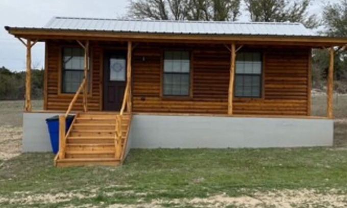 Hamilton Cabina | Crooked Creek Ranch Cabin 11