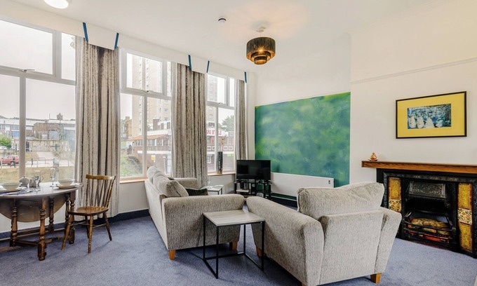 Halifax Cabaña | Crossley Suite - UK38334