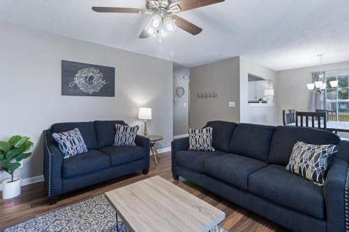 Downtown Chattanooga Casa | Crossroads Cottage l Grill & high speed internet