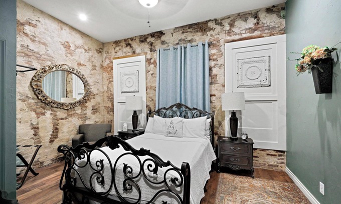 Carthage Apartamento | A pasos de Rt. 66 y Cartago cuadrado
