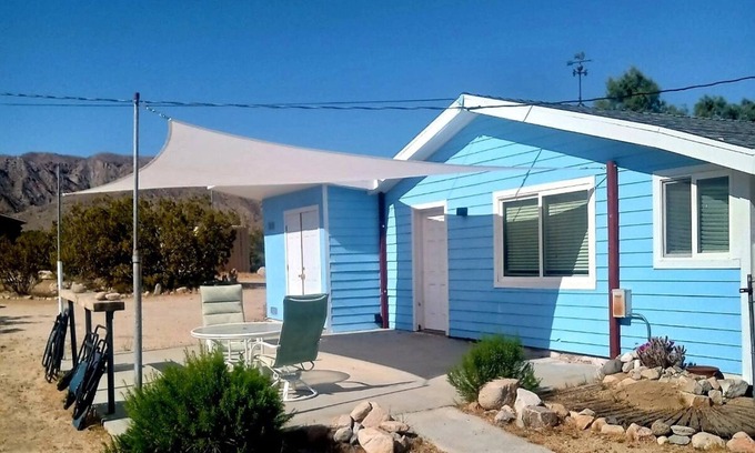 Morongo Valley Casa | Crossroads - Private and 5 Quiet Acres. 25 Mins to Joshua Tree & Palm Springs