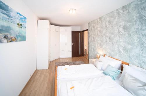 Obuda Apartamento | Crown & Comfort - 4 ppl, Wi-Fi, TV, AC