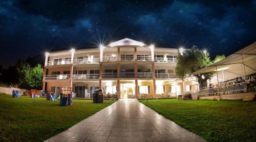Nea Skioni Hotel | Crown Hotel by Diomedes Group