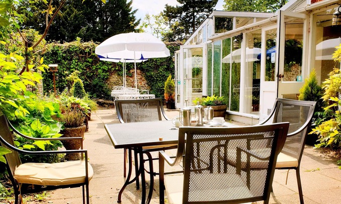 Saffron Walden Cama Y Desayuno | Crown House Hotel