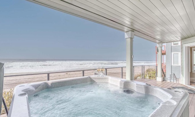 Lincoln Beach Casa | Crown Jewel