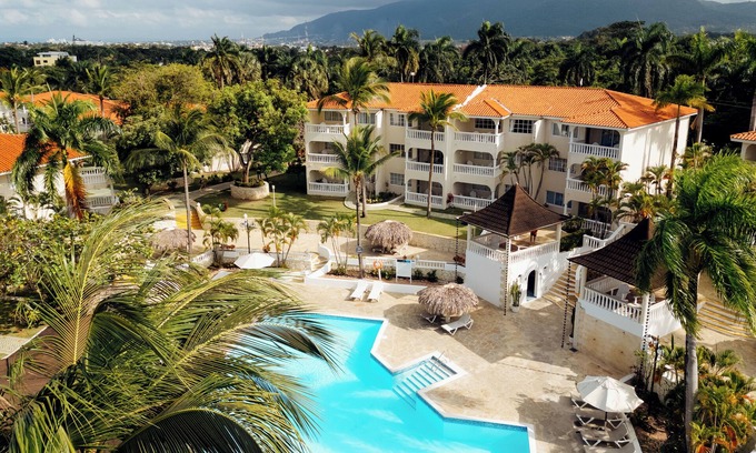 Los Brazos Complejo | CROWN&RESIDENCE SUITES 2-bedroom resort in delightful Puerto Plata with WiFi, AC