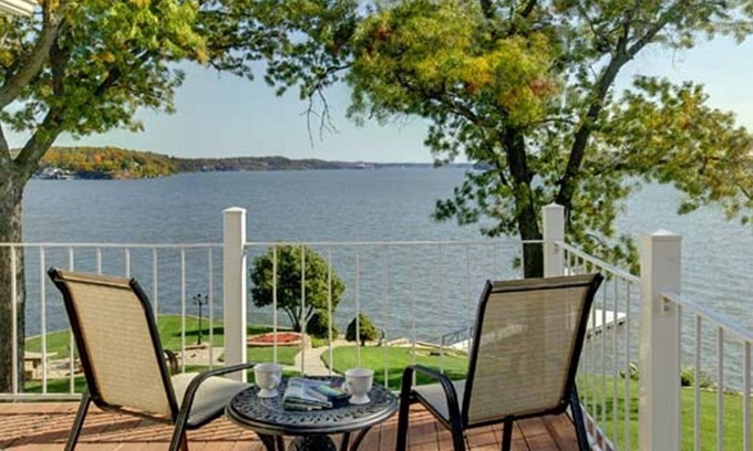 Gravois Mills Casa | Crownview - Punto privado de 2 pisos con vistas panorámicas al agua