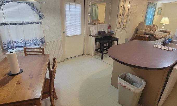 West Tawakoni Casa | Crowsnest Cozy Mobile Home