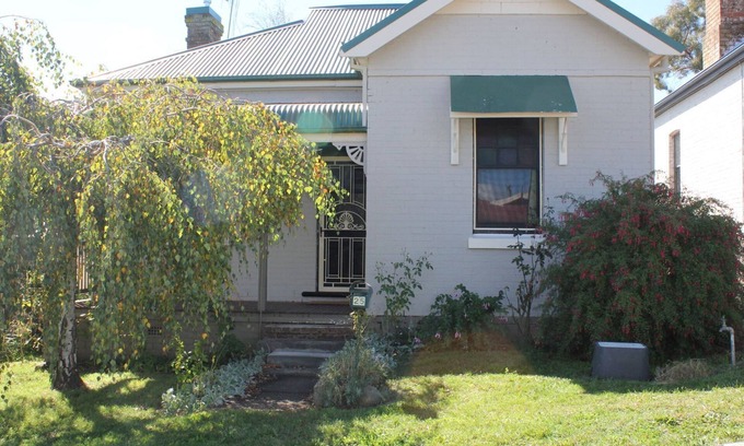 Millthorpe Casa | Crowson House No 2 Millthorpe