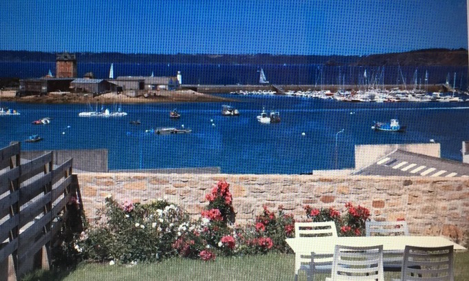 Camaret-sur-Mer Casa | VISTA AL MAR, hermosa casa moderna, ubicación excepcional.