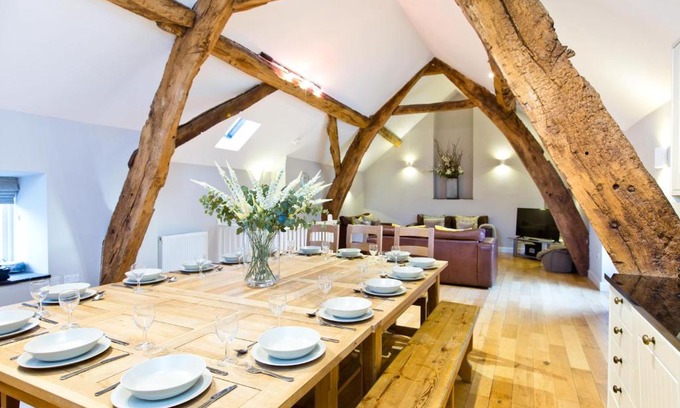 Hurdlow Casa | Cruck'd Barn