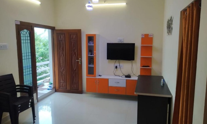 Palayankottai Apartamento | CRUZ Service Apartment 9843755294