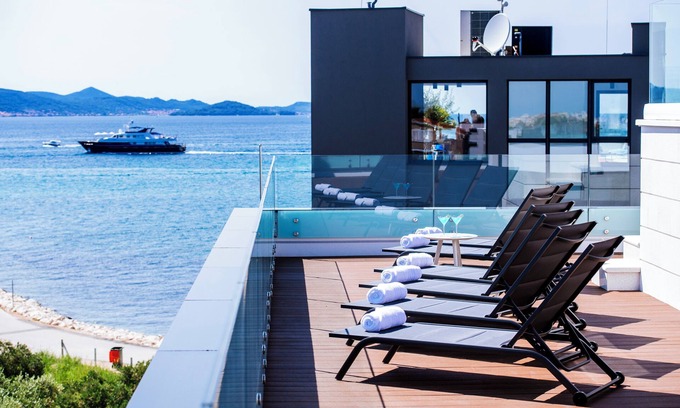 Sukosan Apartamento | Crystal Holiday Residence II, Penthouse apartment with roof top swimming pool