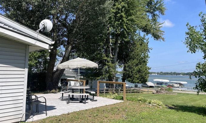 Crystal Cabaña | Cozy Cottage on Crystal Lake with Lake Access & Private Dock Across The Street