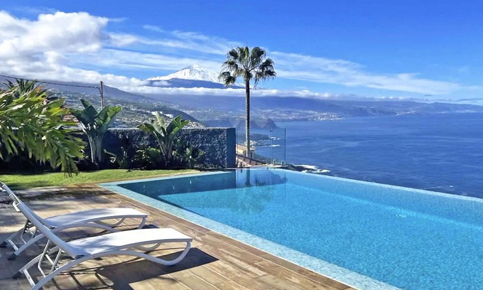 Sauzal Casa | Crystal Ocean Villa ubicada en un sitio privilegiado