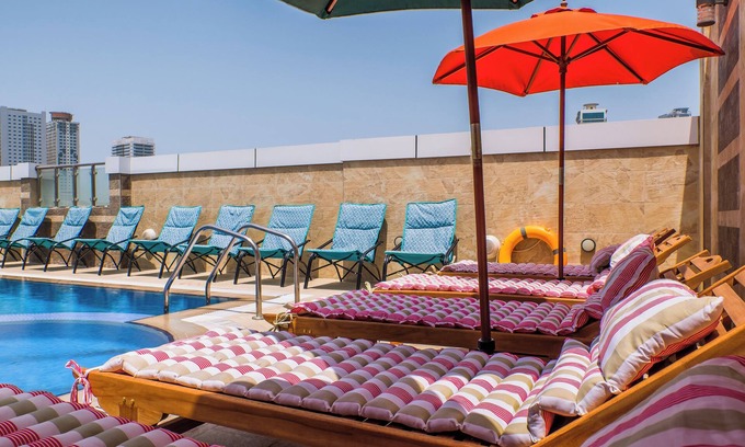 Al Majaz Hotel | CRYSTAL PLAZA AL MAJAZ HOTEL