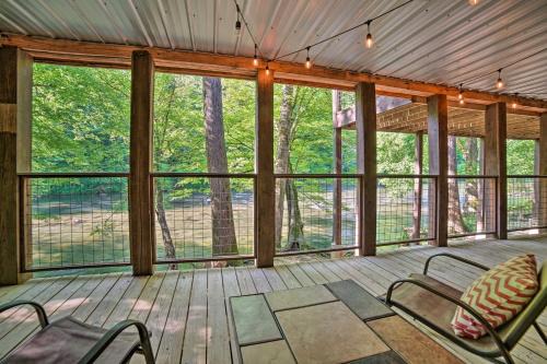 Townsend Casa | Crystal River Cabin with Scenic View and Fire Pit