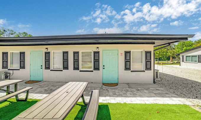 Homosassa Apartamento | Crystal River Resort | Fish, Grill, Relax & Stay