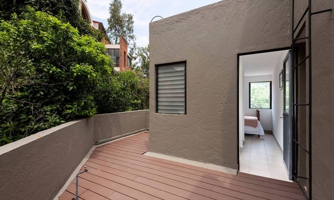 Barrio Bosques de las Lomas Casa | Cuarto En Las Lomas!