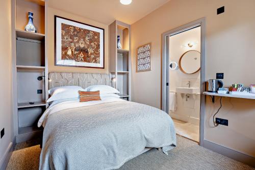 East Dean and Friston Cama Y Desayuno | Cub Bedroom Seven