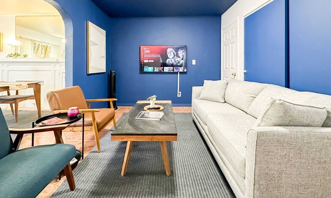 Ladera Heights Casa | Cubier - Two Cozy 1BR Homes - HCW-LAD