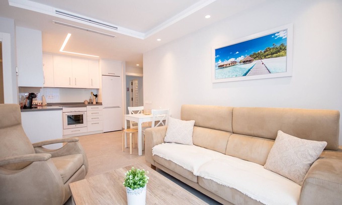 Benalmádena Apartamento | Cubo's Apartamento Tivoli B3 / wifi gratis / aire acondicionado