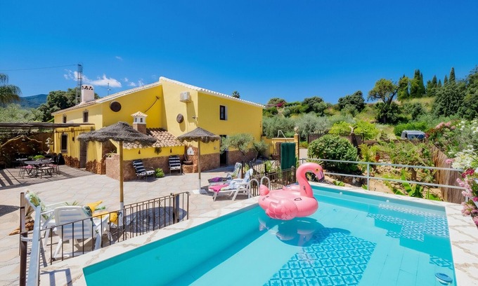 Alhaurín de la Torre Cabaña | Cubo's Casa Rural El Cortijillo de las Barrancas / wifi gratis / AA / piscina privada