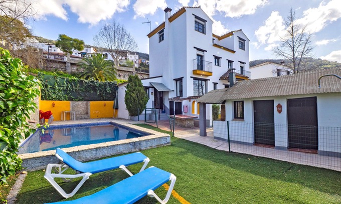 Jimera de Libar Cabaña | Cubo's Casa Rural La Jara de Libar / piscina privada / wifi gratis / vistas