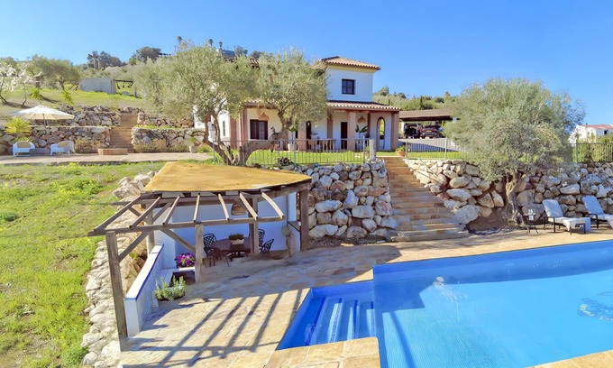 Coin Cabaña | Cubo's Casa Rural Pulpito / aire acondicionado / wifi gratis / piscina privada