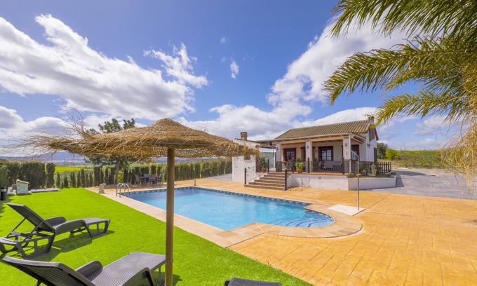 Coin Cabaña | Cubo's Cid & Ruiz Olivar Rural House / piscina privada / aire acondicionado / BBQ